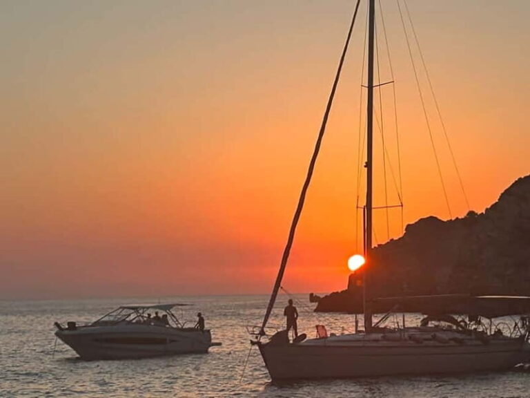 Ibiza: Formentera on a Sailboat. Private or Small Group - The Boat and Comfort
