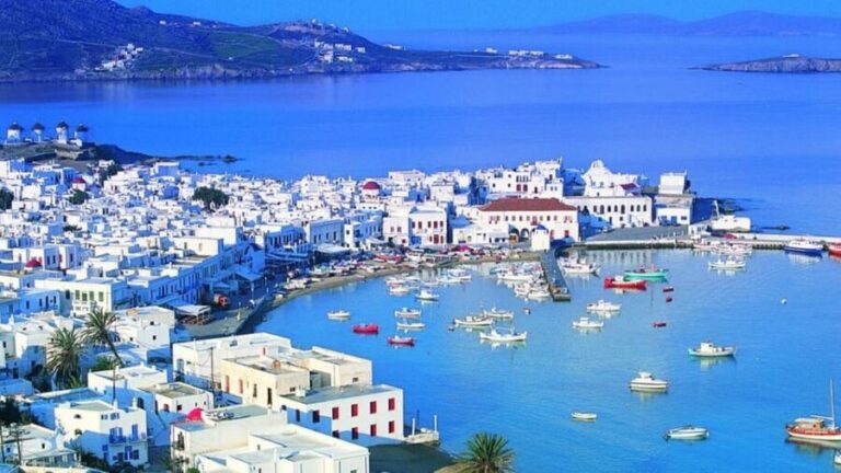 Iconic Mykonos: A Guided Walking Tour of Highlights - A Detailed Look at the Mykonos Highlights Tour