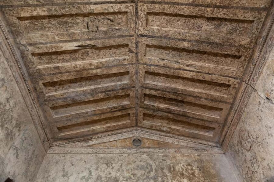 Ipogeo dei Cristallini Standard Tour - An In-Depth Look at the Ipogeo dei Cristallini Tour