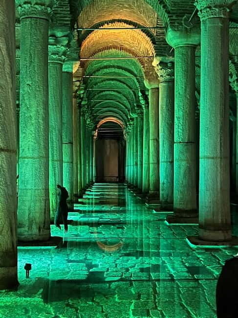 Istanbul: Basilica Cistern Tour - A Closer Look at the Guides and Reviews