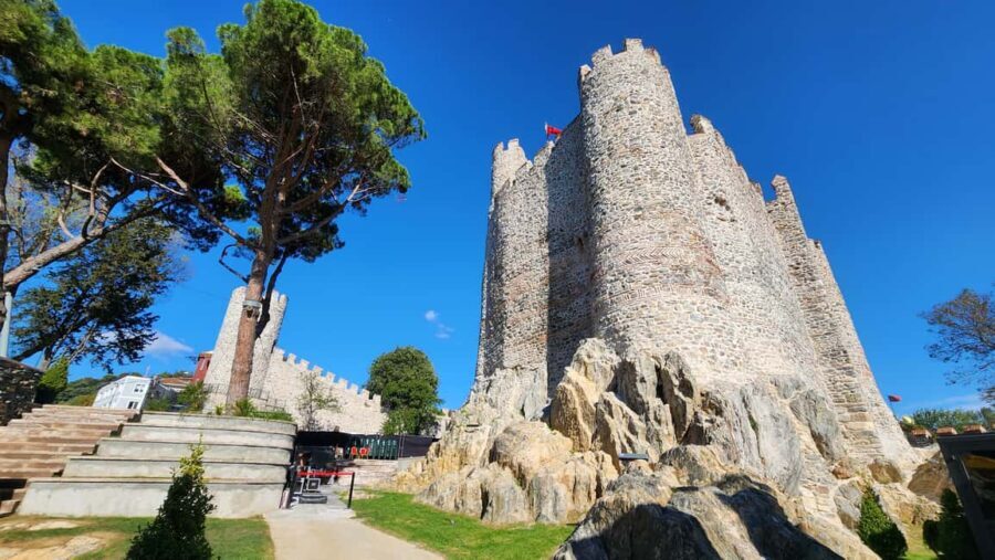 Istanbul: Boat Cruise w/ Snacks & Anatolian Fortress Visit - The Itinerary: What You Can Expect