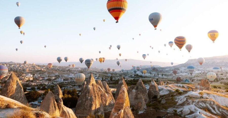 Istanbul: Ephesus, Pamukkale, Cappadocia 8-Day Trip by Plane - Starting in Istanbul: The Heart of Empires