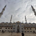 Istanbul: Explore Europe and Asia by Guided Bus and Boat - FAQ