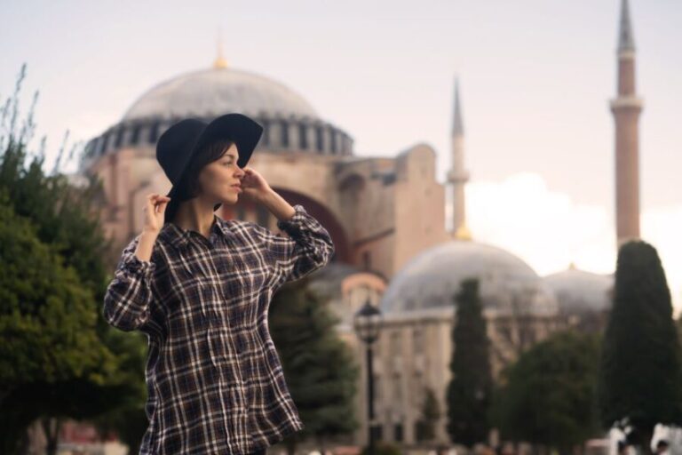 Istanbul: Private photoshoot at Hagia Sophia&Blue Mosque - Practicalities & Useful Tips