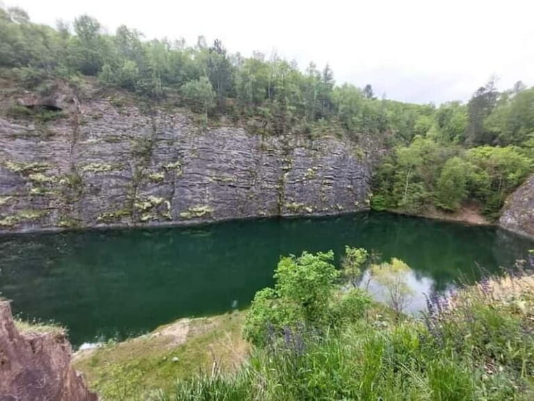 Karltejn and Big America quarry horse carriage tour - The Itinerary in Detail