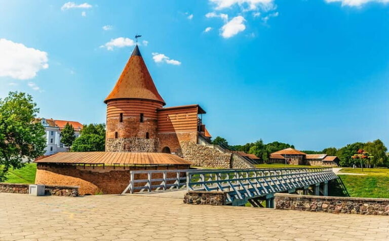 Kaunas Private Tour: Love Stories - FAQs