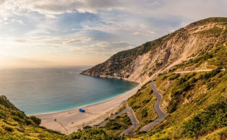Kefalonia: The Caves & Myrtos beach - Why This Tour Works