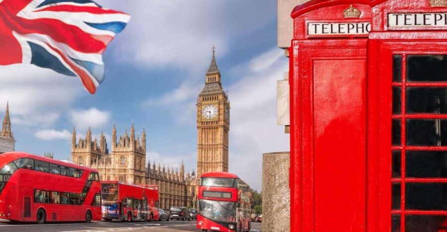 King's Trail of London with a Private Guide & Tickets - Itinerary Breakdown: From Royal Palaces to Historic Churches