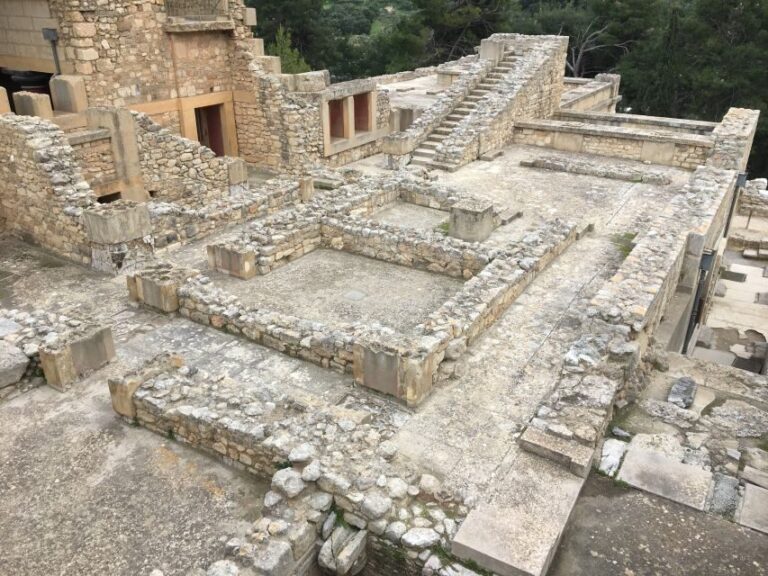 Knossos Palace Guided Walking Tour (Without Tickets) - The Itinerary in Detail