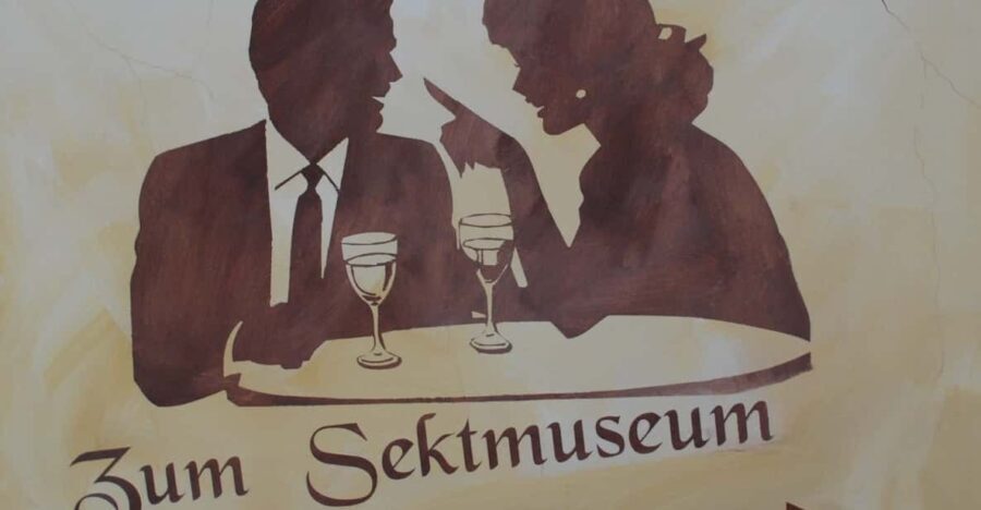 Koblenz: Wein-& Sektgeschichte(n) incl. Wein/Sekt Verkostung - Starting Point: Discovering Koblenz’s Old Town