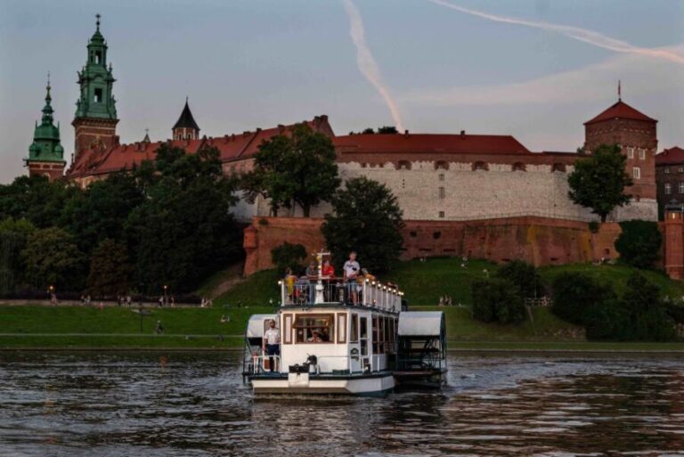 Krakow: 1-Hour Evening Vistula River Cruise - Who Is This Cruise For?