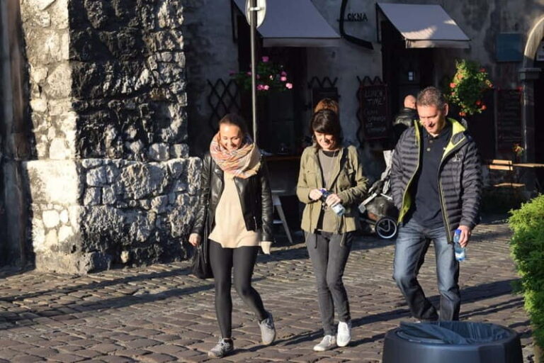 Krakow: Guided Polish Food and Drink Tour with Tastings - Who Will Love This Tour?