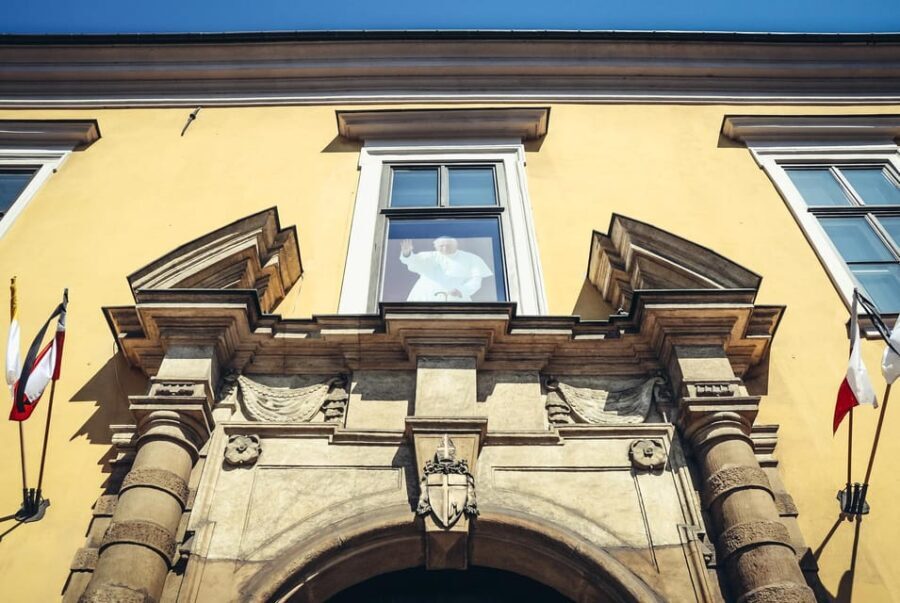 Krakow: John Paul II Guided Tour with Wawel Castle Entry - The Practicalities & Value