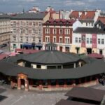 Krakow: Kazimierz Jewish District Private Guided Tour - Walking Along Szeroka Street and the Heart of Kazimierz
