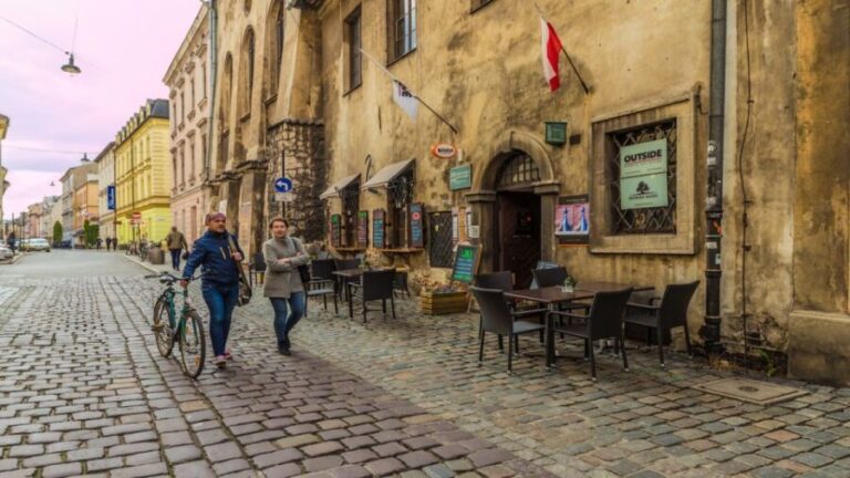 Krakow: Kazimierz Jewish Quarter Walking Tour - Authentic Insights from Visitors