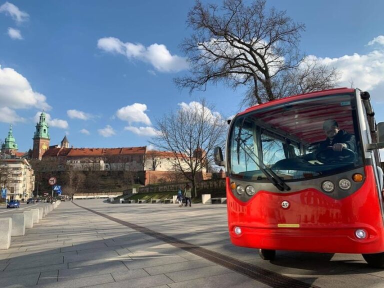 Krakow: Old Town and Wawel Castle Guided Golf Cart Tour - Exploring the Route: Sights and Stops