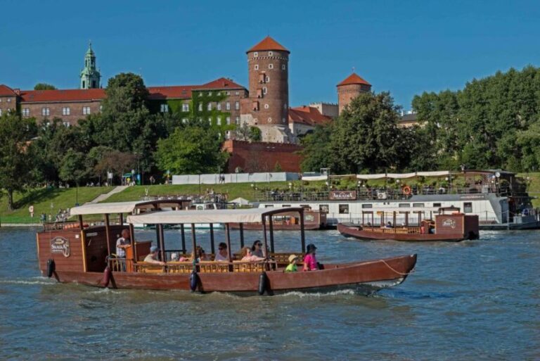 Krakow: Private Traditional Gondola Cruise - Who Will Love This Experience?