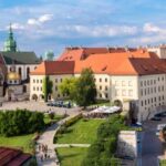 Krakow: Wawel Castle, Cathedral, Rynek Underground & Lunch - The Lunch Experience: A Polish Meal or a Casual Bite?