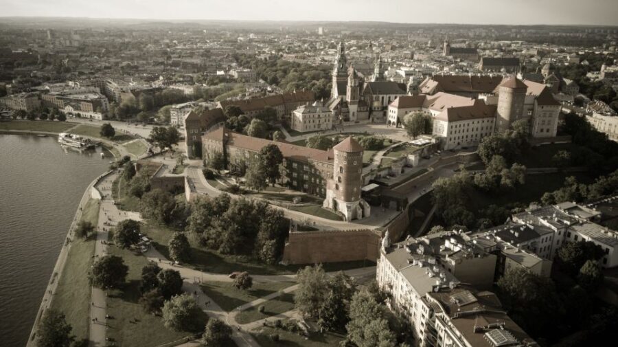 Krakow: Wawel Castle Guided Tour - Who Will Love This Tour?
