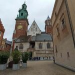 Krakow: Wawel Cathedral Guided Tour in Dutch - Practical Insights and Tips