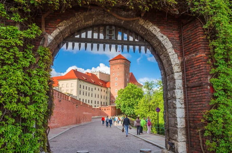 Krakow: Wawel Hill Audioguide Tour - The Experience of Using the Audioguide