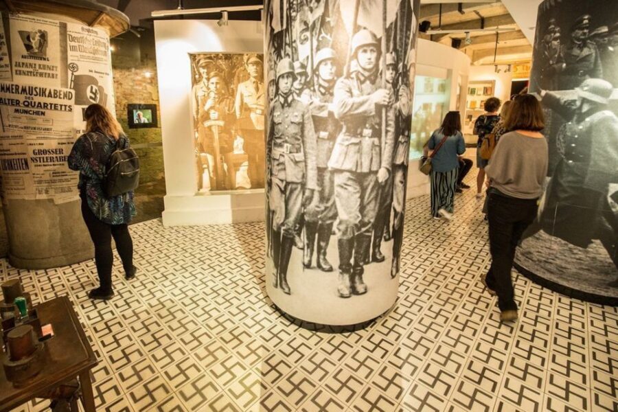 Krakow: Wawel, Underground, Schindler, Wieliczka, Auschwitz - Detailed Breakdown of the Itinerary