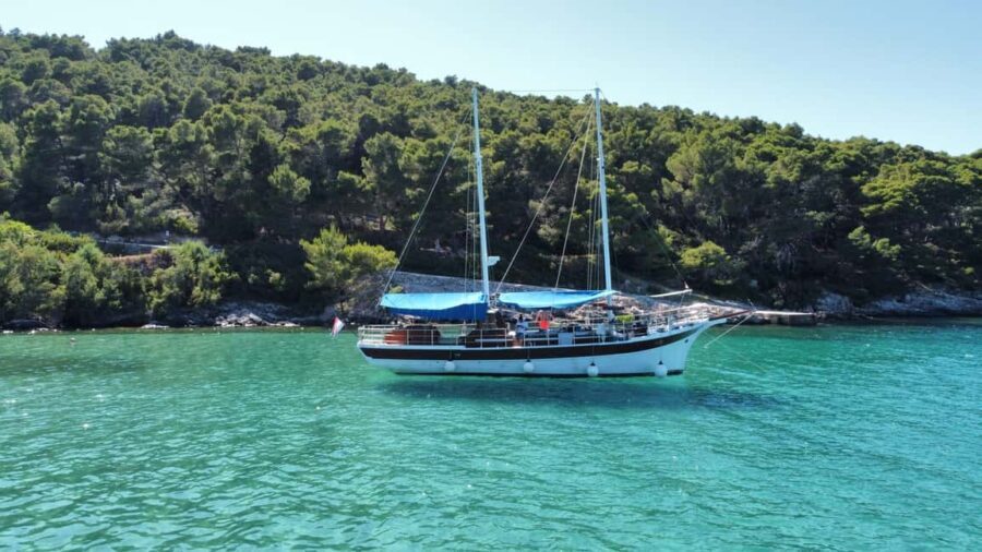 Krilo Jesenice/Omi/Podstrana: daily boat trips - The Value of This Tour