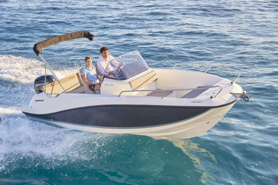 Krk/Dunat: Rent a boat Quicksilver 605 open - Starting Out: The Boat and Safety