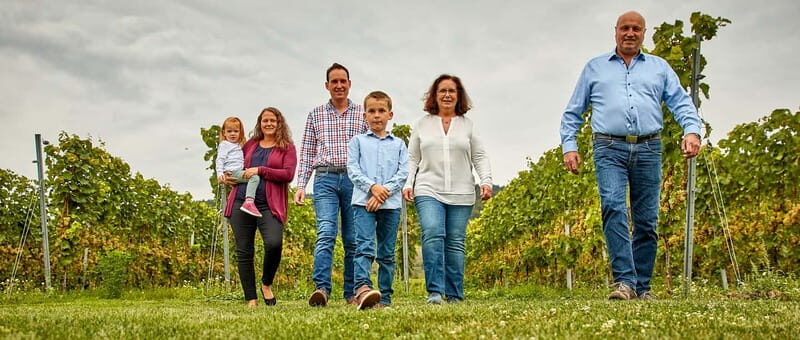 Kröv/Gut Hermes: Make your own sparkling wine  sparkling wine tasting experience - Practical Details and Tips for Your Visit