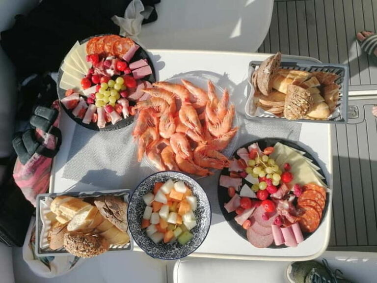 Lagos: Private Luxury Cruise with Tapas and Drinks - Highlights from the Reviews