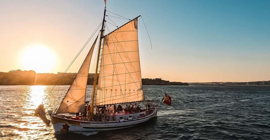 Lagos: Sunset Sail aboard a Traditional Boat with Prosecco - The Authenticity of the Guides and Crew