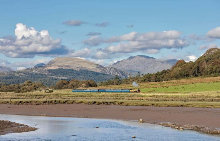 Lake District: First Class Steam Railway Trip and Breakfast - The Value of This Experience