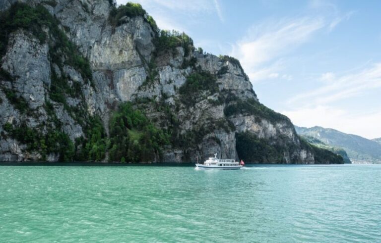 Lake Uri Cruise - Roundtrip from Brunnen to Flüelen - The Itinerary in Detail