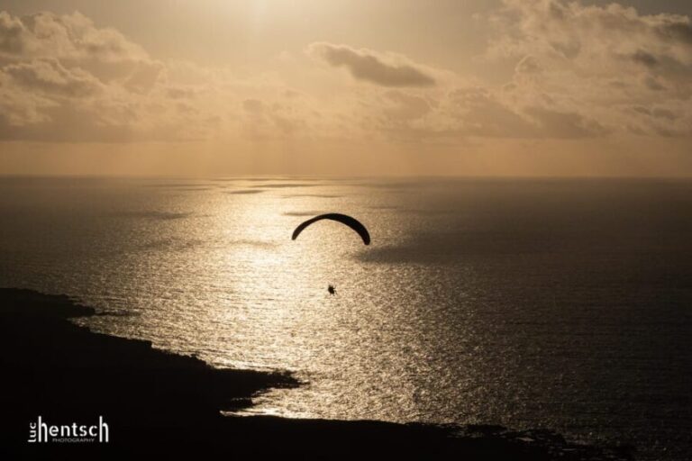 Lanzarote: Tandem Paragliding Flight Over Lanzarote - What Are the Flight Options?