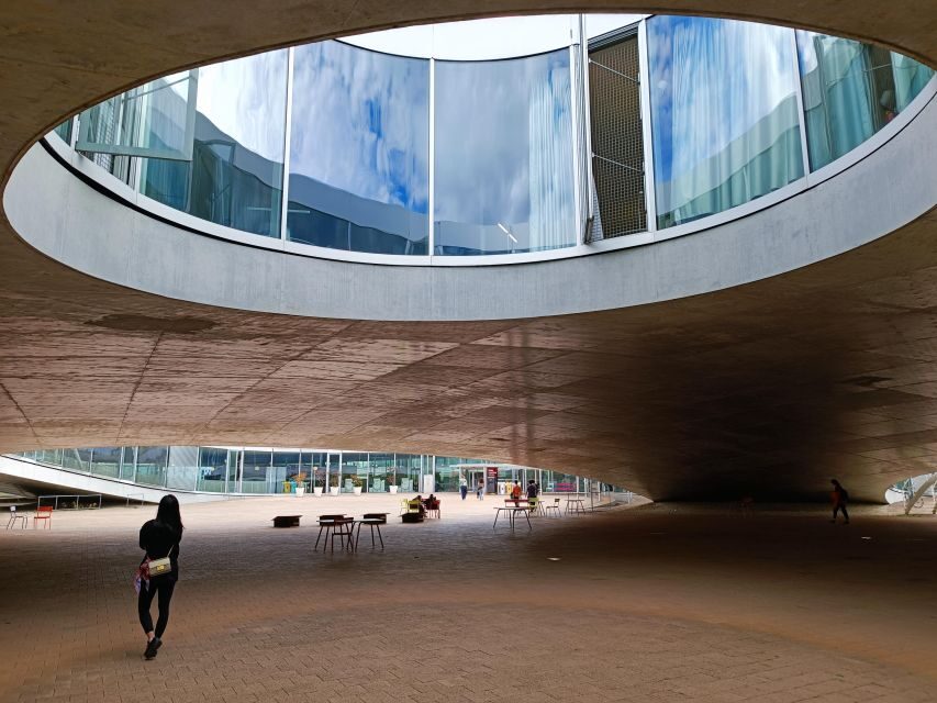 Lausanne: Private Walking Tour with a Local Guide - Who Is This Tour Best For?