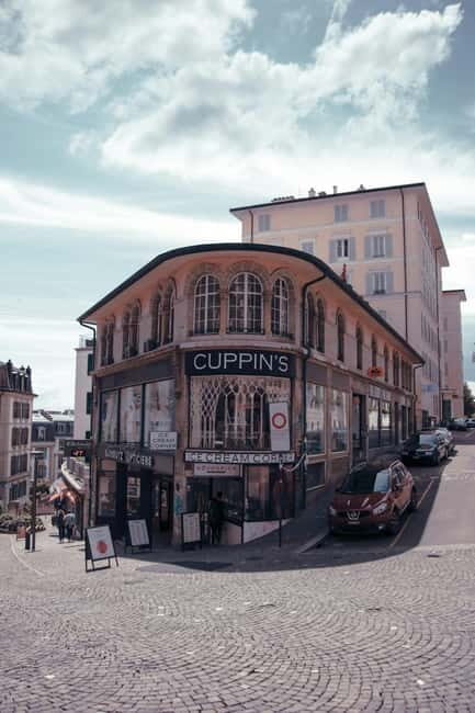 Lausanne: Walking Tour with Chocolate Tastings & Metro - Transportation, Timing, and Practical Tips