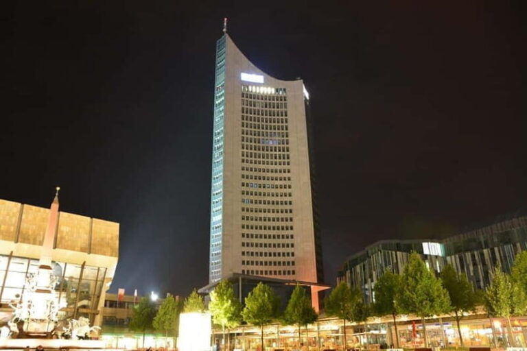 Leipzig: Segway Evening Tour  Nighttime experience to the Monument to the Battle of the Nations! - FAQs