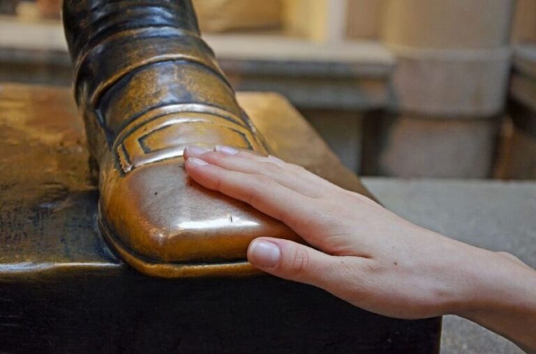 Leipzig: True or false? Walking Tour and Interactive Game - The Itinerary and Its Highlights