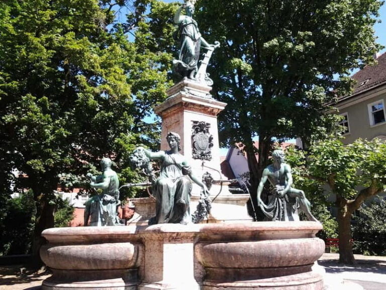 Lindau: Private city tour with wine tasting - The Itinerary and What to Expect