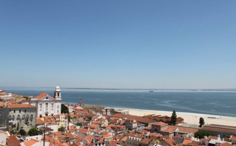 Lisbon: 2-Hour Walking Tour Shore Excursion - Why This Tour Is a Strong Choice for Cruise Travelers