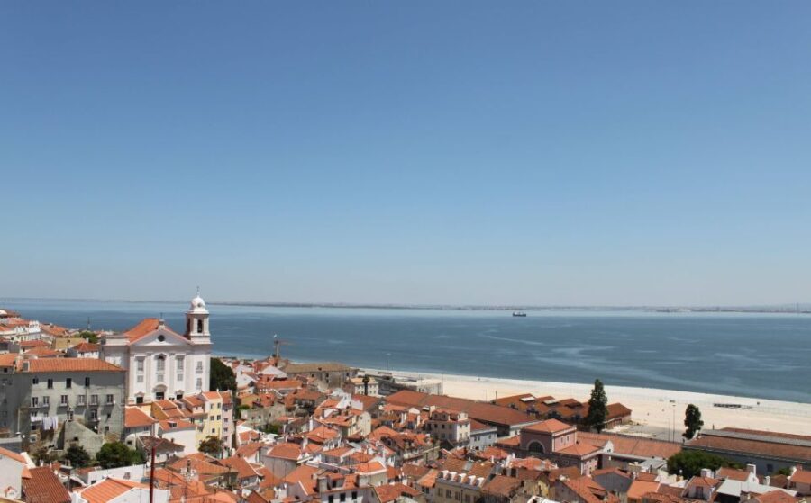 Lisbon: 2-Hour Walking Tour Shore Excursion - Why This Tour Is a Strong Choice for Cruise Travelers