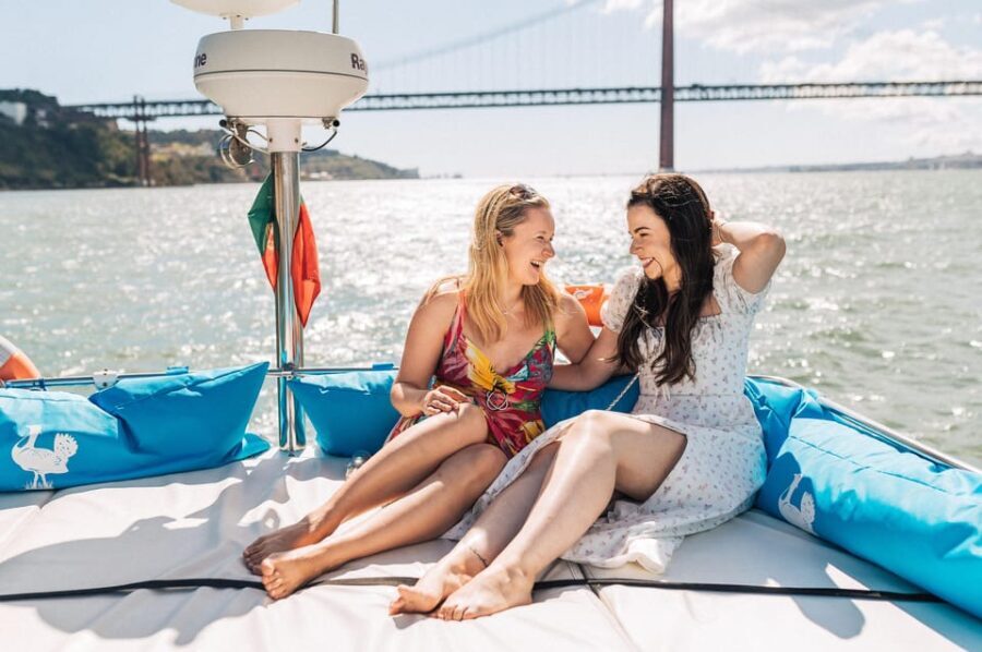 Lisbon: 2h Private Luxury Sunset Cruise with Welcome Drink - An In-Depth Look at the Experience