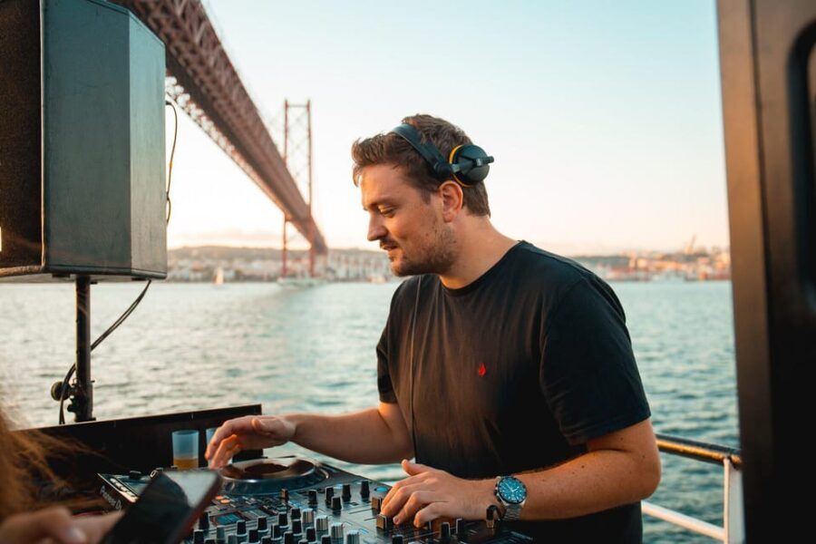 Lisbon Boat Party - Live DJ & Afterparty with VIP Club entry - Why This Tour Could Be Perfect for You