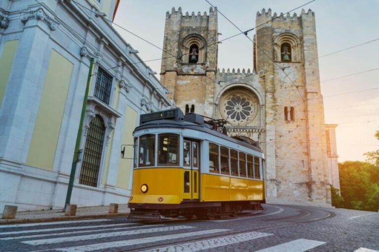 Lisbon: Capture the most Photogenic Spots with a Local - The Experience: Details and Practicalities