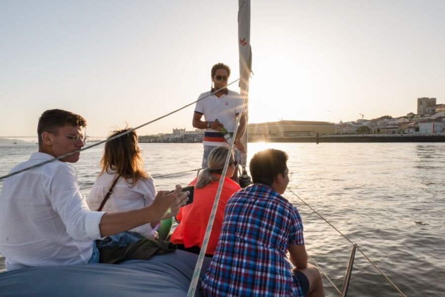 Lisbon: Daytime/Sunset/Night City Sailboat Tour with Drink - What Makes This Tour Stand Out?