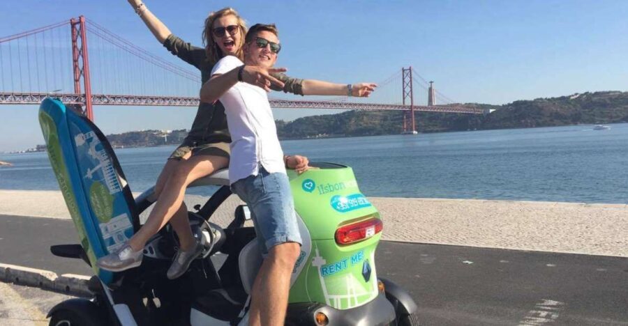 Lisbon: Electric Car Moorish Tour with GPS Audio Guide - The Experience in Detail