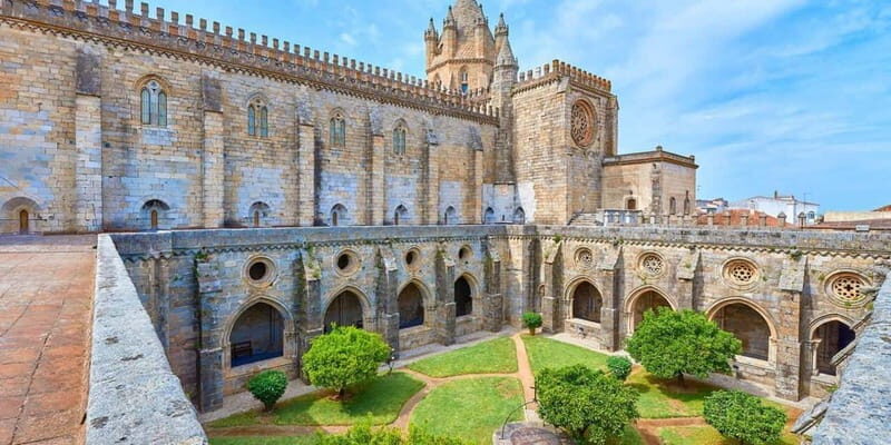 Lisbon: Évora, Vila Viçosa, & Estremoz Guided Tour - A Deep Dive into the Experience