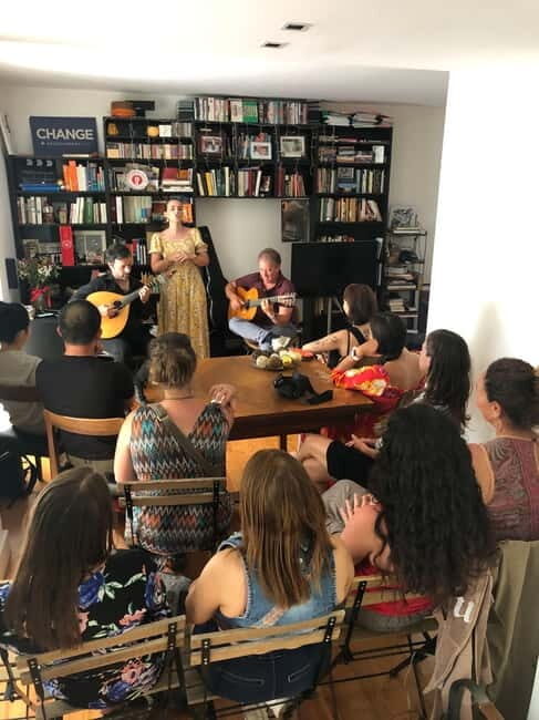 Lisbon: Fado Concert with Commentary and Snacks - The Itinerary in Detail