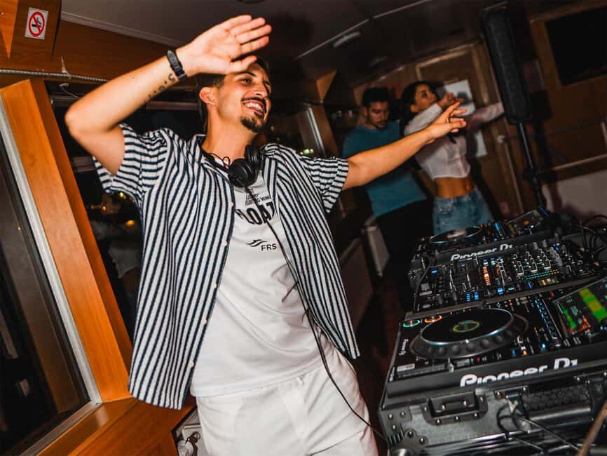 Lisbon Float Party: Most exclusive Boat Party in Lisbon - Why This Experience Is Worth It