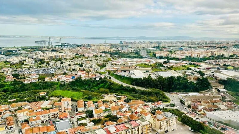 Lisbon: Guided Tuk-Tuk Tour of Hidden Gems and Landmarks II - The Experience: What Youll Really Get